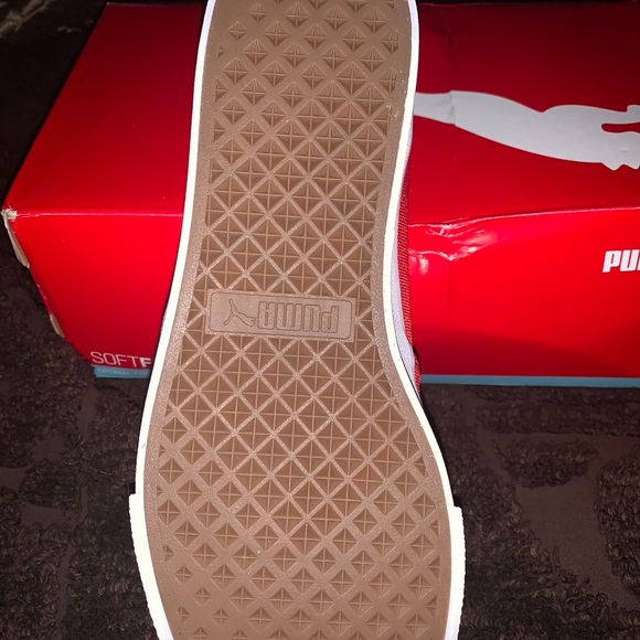 Red Puma - Picture 2 of 2